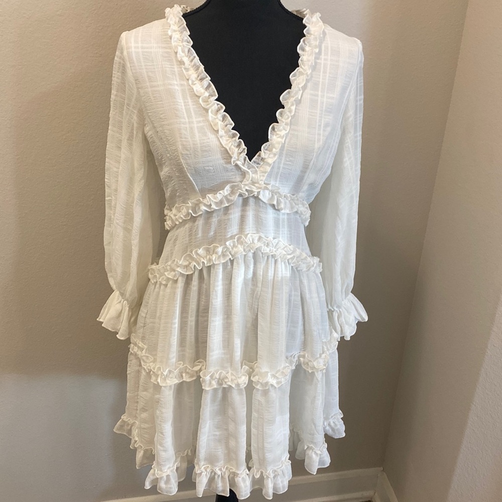 Selfie Leslie ruffle v neck white cut out long sleeve dress
